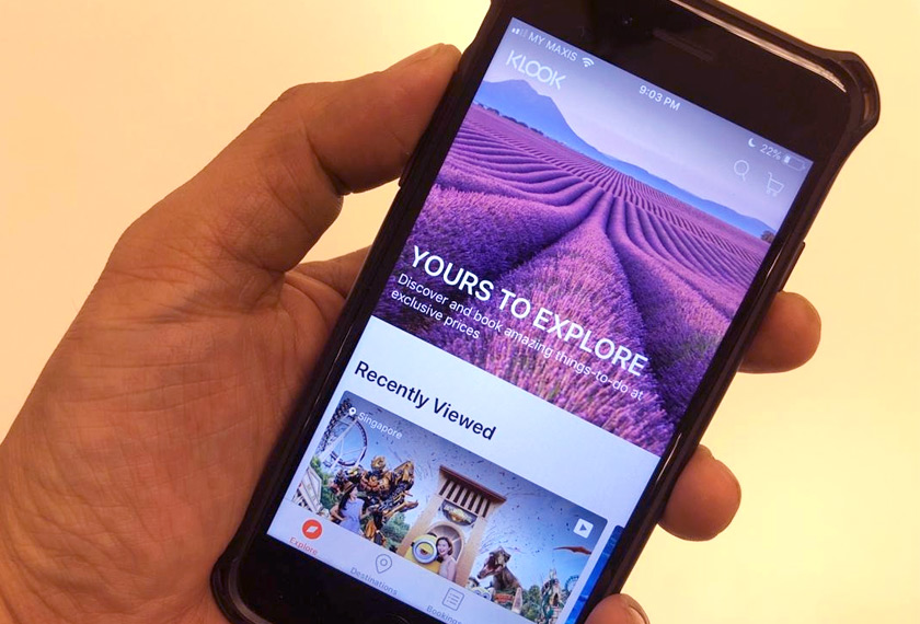 Semudah sentuhan jari di skrin, anda sudahpun selangkah ke alam percutian menyeronokkan! - Sumber Gambar Astro AWANI