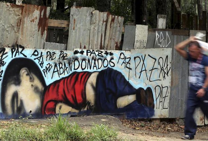 Imej Alan Kurdi yang terdampar di pantai menjadi simbol kisah tragik pelarian antarabangsa. - Reuters