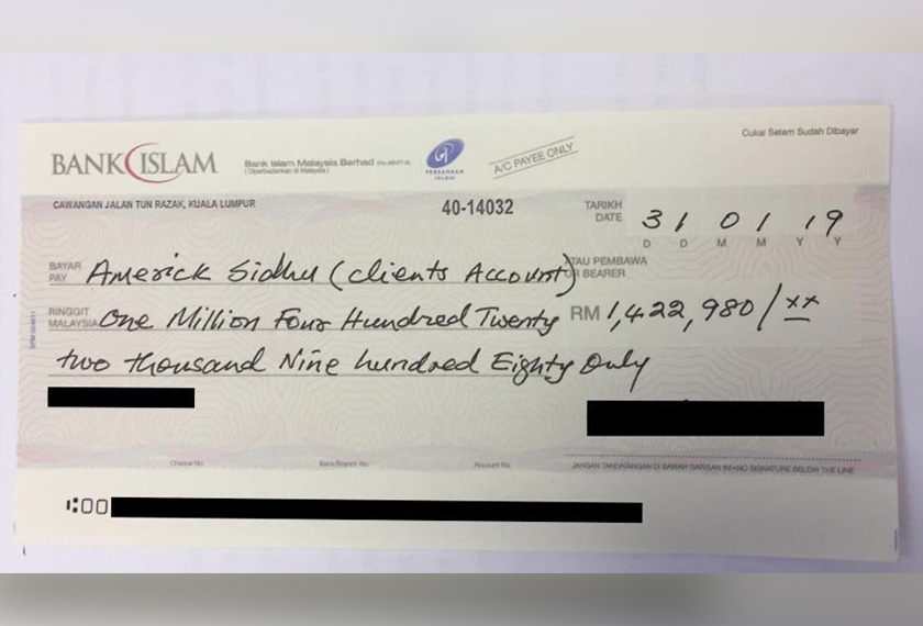 CEK RM1.4 juta yang dibayar Abdul Hadi Awang kepada Clare Rewcastle-Brown. - Gambar ihsan Americk Sidhu