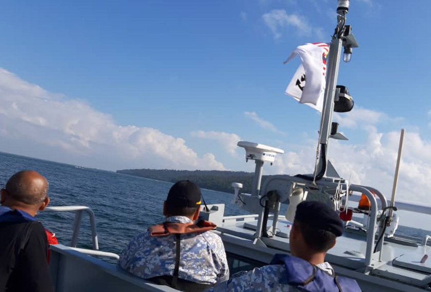 Operasi hari ini melibatkan kawasan pencarian seluas 187 batu nautika persegi dan dipecahkan kepada enam sektor. - Foto APMM