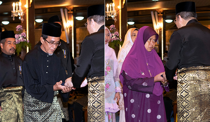 Wan Ibrahim (kiri) dan Wan Kamilah menerima anugerah Pingat Bakti dari Tengku Dr Muhammad Faiz Petra Sultan Ismail Petra pada Istiadat Pengurniaan Kehormatan Kebesaran Negeri Kelantan Sempena Ulang Tahun Hari Keputeraan Kebawah Duli Yang Maha Mulia Sultan Muhammad V Yang Ke-49 Bagi Kali Ke 2, di Istana Balai Besar hari ini. - BERNAMA