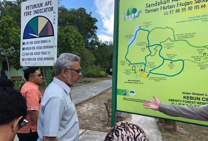 Beliau yang juga Menteri Wilayah Persekutuan sebelum itu menghadiri Taklimat Projek Pembangunan Taman Hutan Hujan Sandakan dan Ujana Elopura oleh Jabatan Lanskap Negara di sini hari ini.  - Foto Astro AWANI