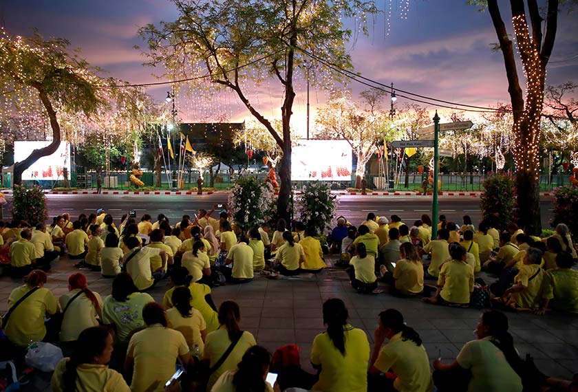 200,000 orang dijangka membanjiri Bangkok pada hujung minggu ini bagi menyaksikan majlis pemahkotaan itu