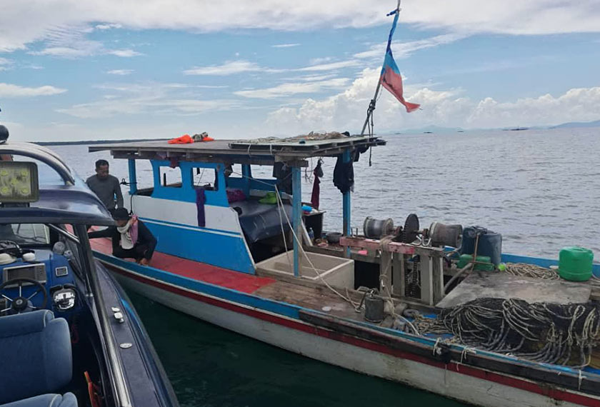 Kes disiasat dibawah Seksyen 8(b) Akta Perikanan 1985 kerana melanggar syarat-syarat lesen.