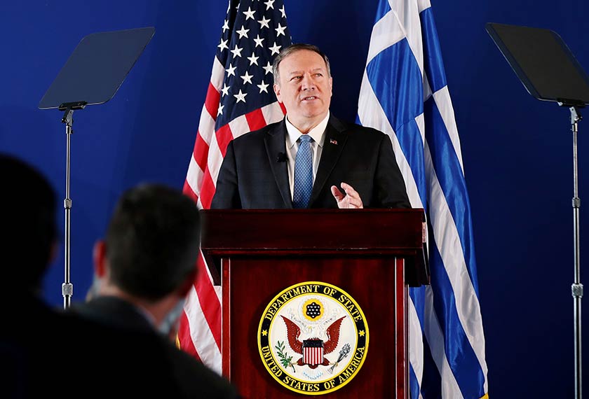 Mike Pompeo menyampaikan ucapan di Pusat Kebudayaan Yayasan Stavros Niarchos di Athens, 5 Okt, 2019. REUTERS