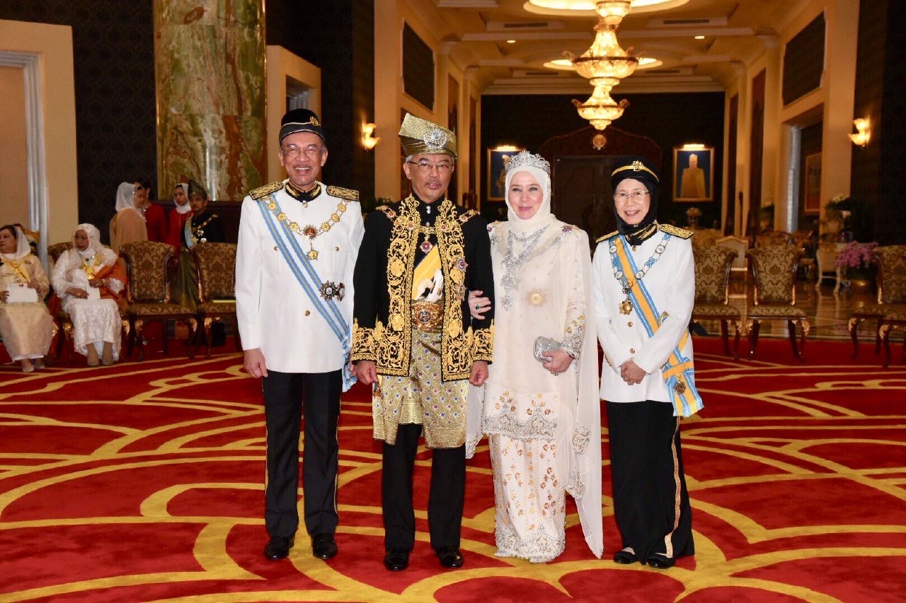 Perkongsian Wan Azizah turut mendapat perhatian warga Twitter apabila gambar yang dikongsi mendapat lebih 5,000 retweet dan hampir 15,000 Likes. - Foto Twitter @drwanazizah