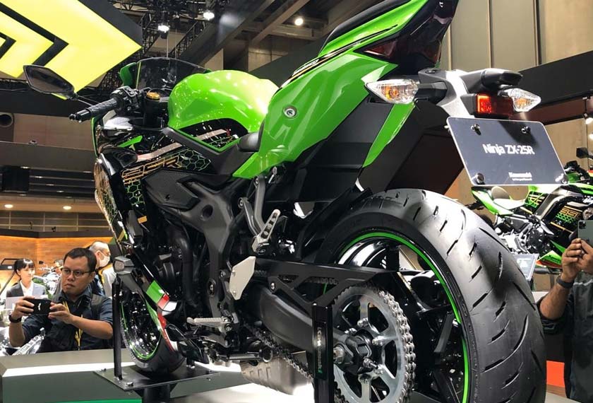 Kawasaki NINJA ZX-25R