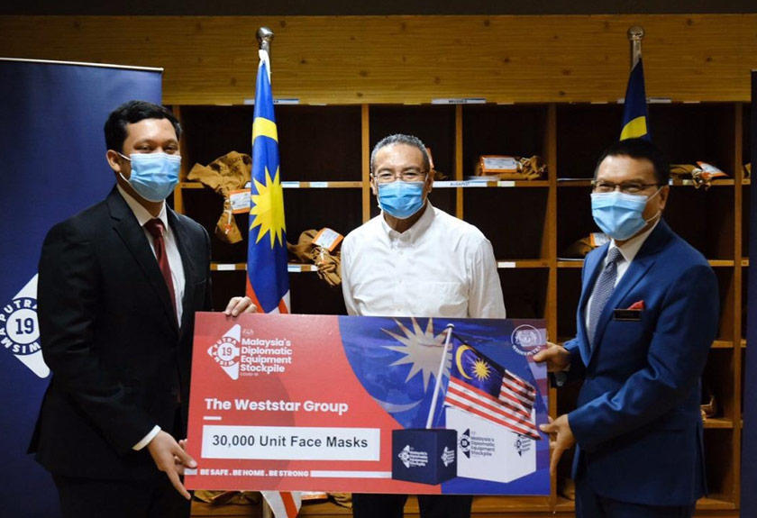 Selain kerajaan China dan sebuah syarikat di Jepun iaitu JAGAM (Tokyo Chapter) and Jounan Shoji Co. Ltd, pihaknya turut menerima sumbangan daripada syarikat-syarikat korporat, badan bukan kerajaan dan individu. - Foto Wisma Putra 