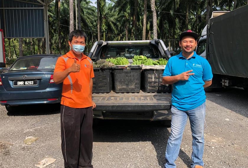 Shakran bangga menerima kerjasama penuh daripada petani tempatan. - Foto/PPK Kuala Langat
