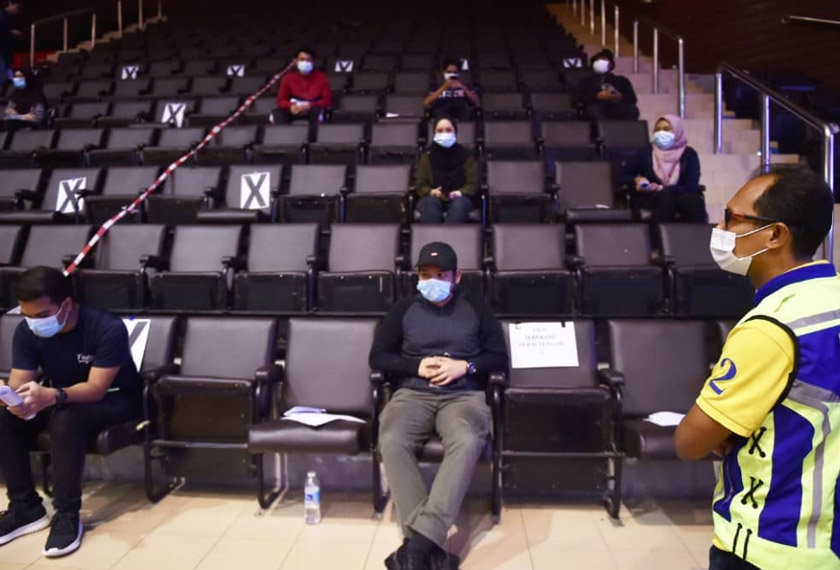 Pelajar IPT di salah sebuah pusat pelepasan di sekitar Kuala Lumpur