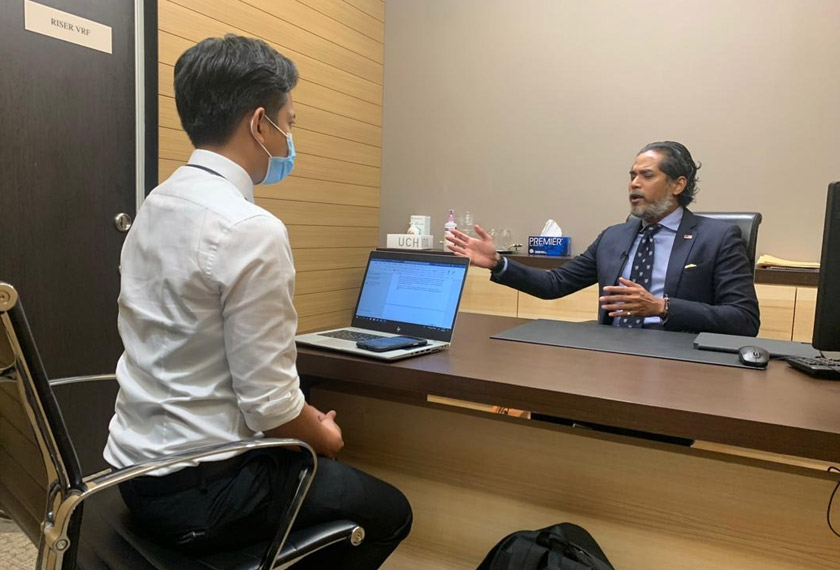 Astro AWANI bertemu dengan Ahli Parlimen Rembau Khairy Jamaluddin bagi mendapatkan pandangan beliau mengenai dinamika politik negara masa kini.