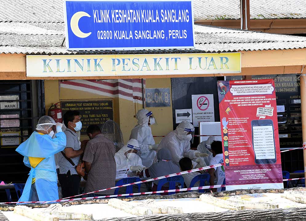  Selain kawalan yang ketat, jelasnya, rata-rata penduduk berasa takut untuk keluar rumah kerana penularan jangkitan COVID-19. - Gambar BERNAMA