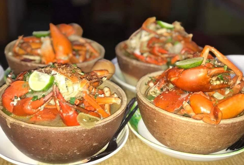 Hanya beberapa kedai makan di Kelantan hidangkan Maggi Ketam Nipah. Gambar Astro AWANI