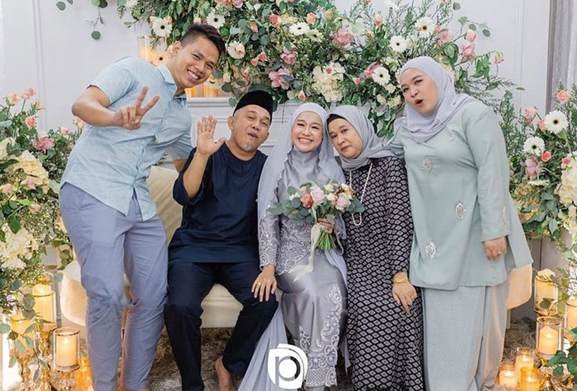 Majlis pertunangan itu dilaporkan berlangsung secara ringkas di kediaman Ernie. - Foto Instagram @syamelofficial