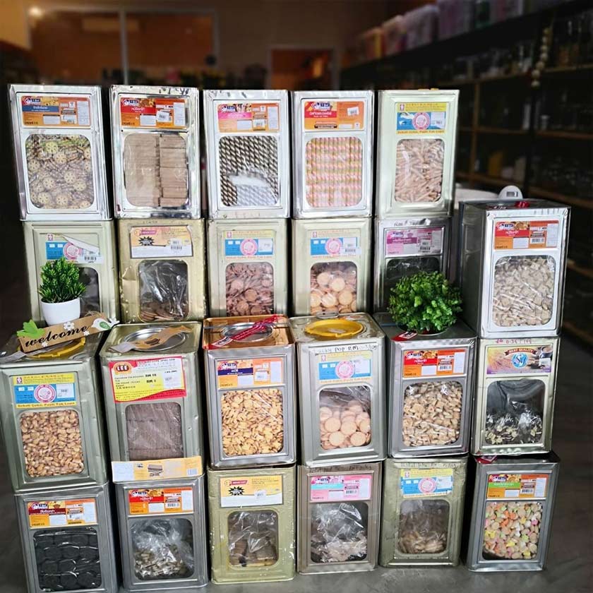 Your favourite childhood snacks and biscuits. IMAGE: @zerowasteearthstore