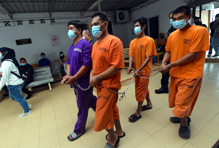 Three locals and a Thai national were remanded in Kangar Court today in connection with an incident involving members of the General Operations Force (PGA) at the Malaysia-Thailand border. BERNAMApic
