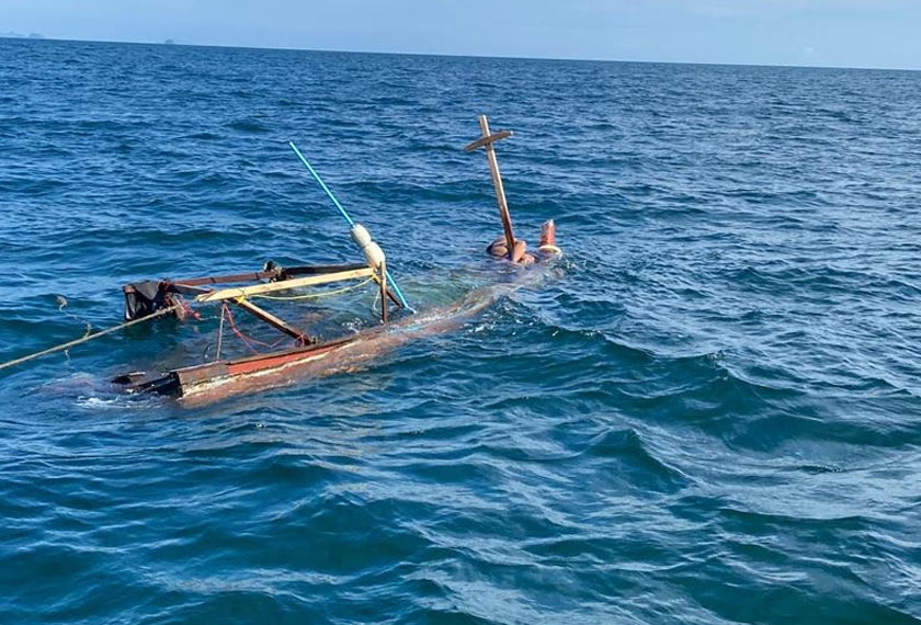 Mayat wanita itu didapati terbelit pada tali sauh bot. - Foto APMM