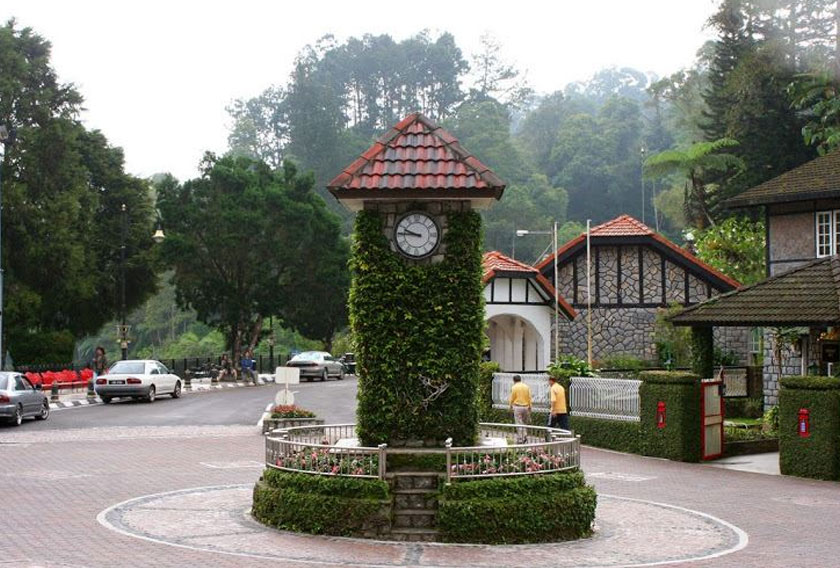 The government’s decision to allow interstate travel will indirectly revive domestic tourism as the Domestic Travel Bubble initiative has enabled movements covering all zones without the Royal Malaysia Police’s permission. File pic