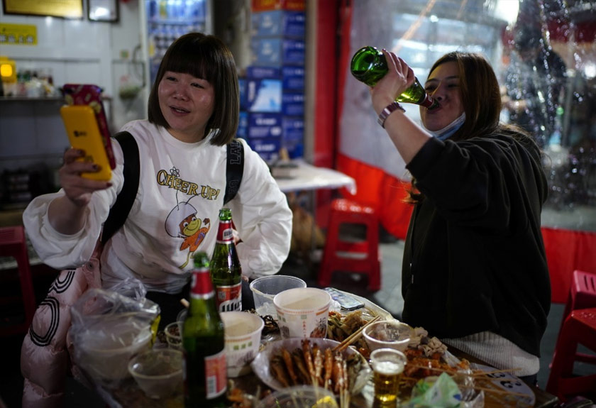 Situasi di Wuhan bukan satu perkara normal di tempat lain di seluruh dunia. - Reuters