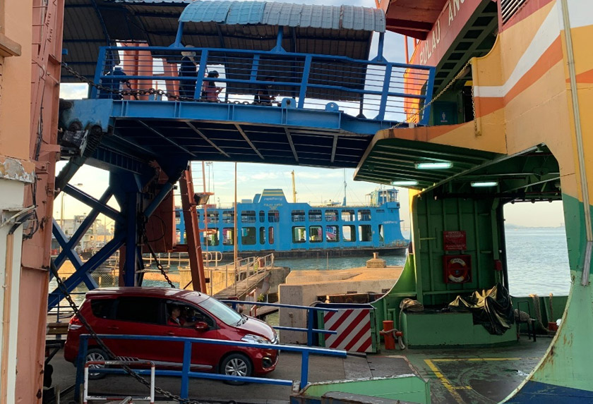 Tiada lagi perkhidmatan mengangkut kenderaan empat roda bermula 1 Januari 2021 - Foto Astro AWANI / Hilal Azmi