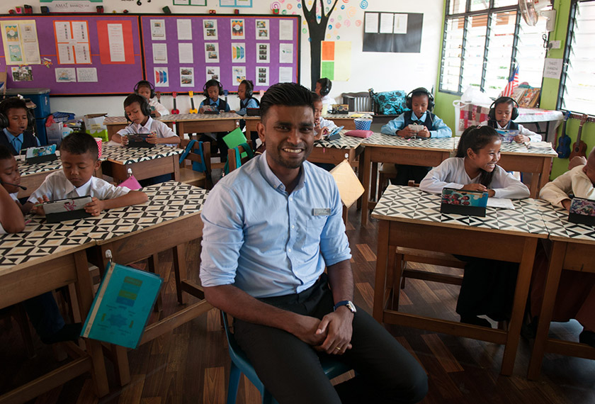 Isaiah's successful crowdfunding initiative, he was able to provide the students with laptops and tablets, to make sure that they did not miss out on technology and innovative learning platforms. Image via Facebook \ Samuel Isaiah