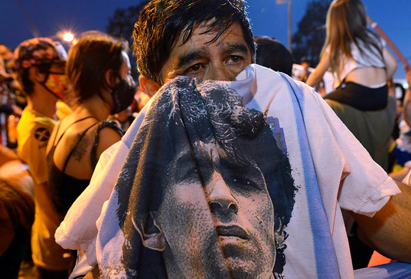 Fans across the globe mourned over the death of Diego Maradona. – REUTERS 
