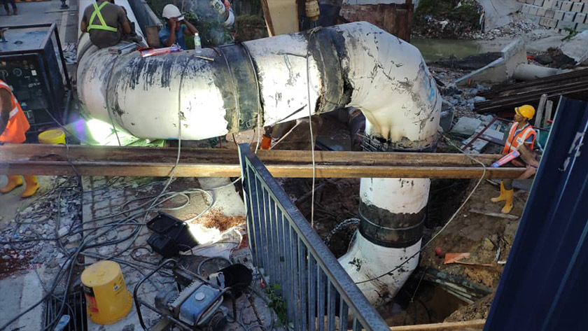 Air Selangor mensasarkan kerja-kerja tersebut akan siap sepenuhnya pada jam 10.00 pagi ini, sejak dimulakan pada jam 12:30 tengah malam, 30 Disember 2020. - Air Selangor