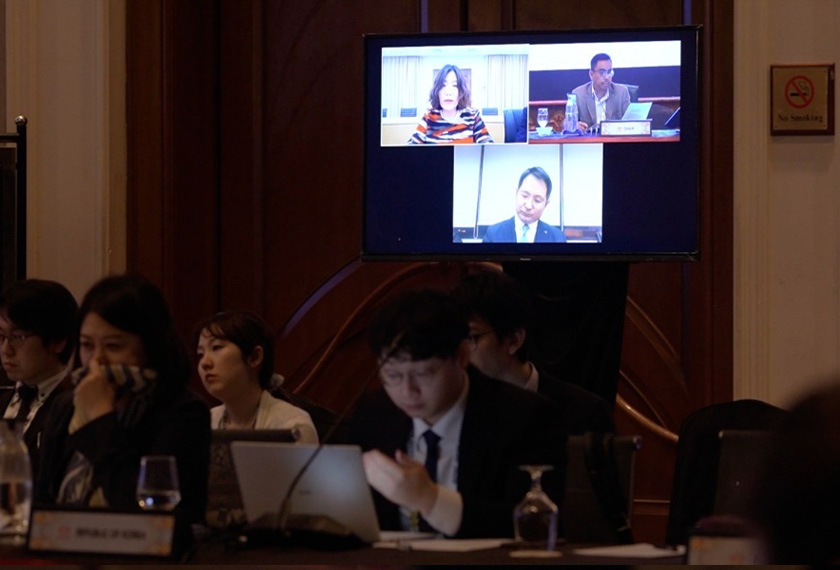 Pegawai Kanan APEC dari China menyertai siri mesyuarat menerusi sidang video. - Foto Sekretariat APEC