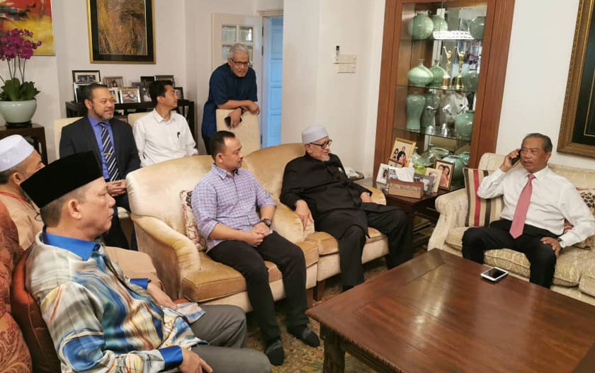 Antara yang turut kelihatan ialah Abdul Hadi, Maszlee, Fadillah dan Hamzah. - Foto ihsan Bersatu