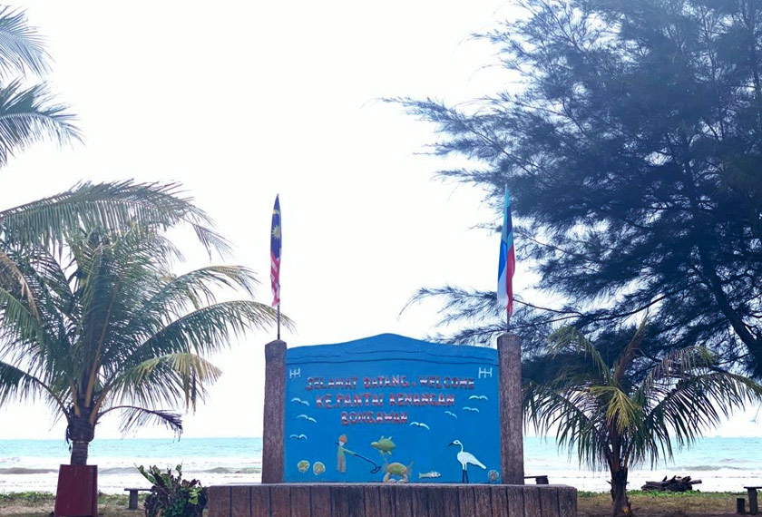 Peniaga meletakkan harapan besar agar kawasan Pantai Kenangan ini tidak ditelan zaman. Astro AWANI