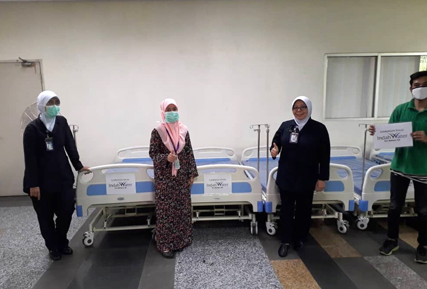 IWK menyumbang sebanyak 10 unit katil hospital ke Hospital Sultanah Bahiyah, Alor Setar.