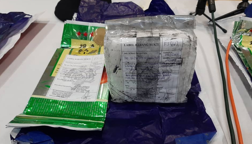 Dadah yang disimpan dalam bungkusan teh. Foto Astro AWANI