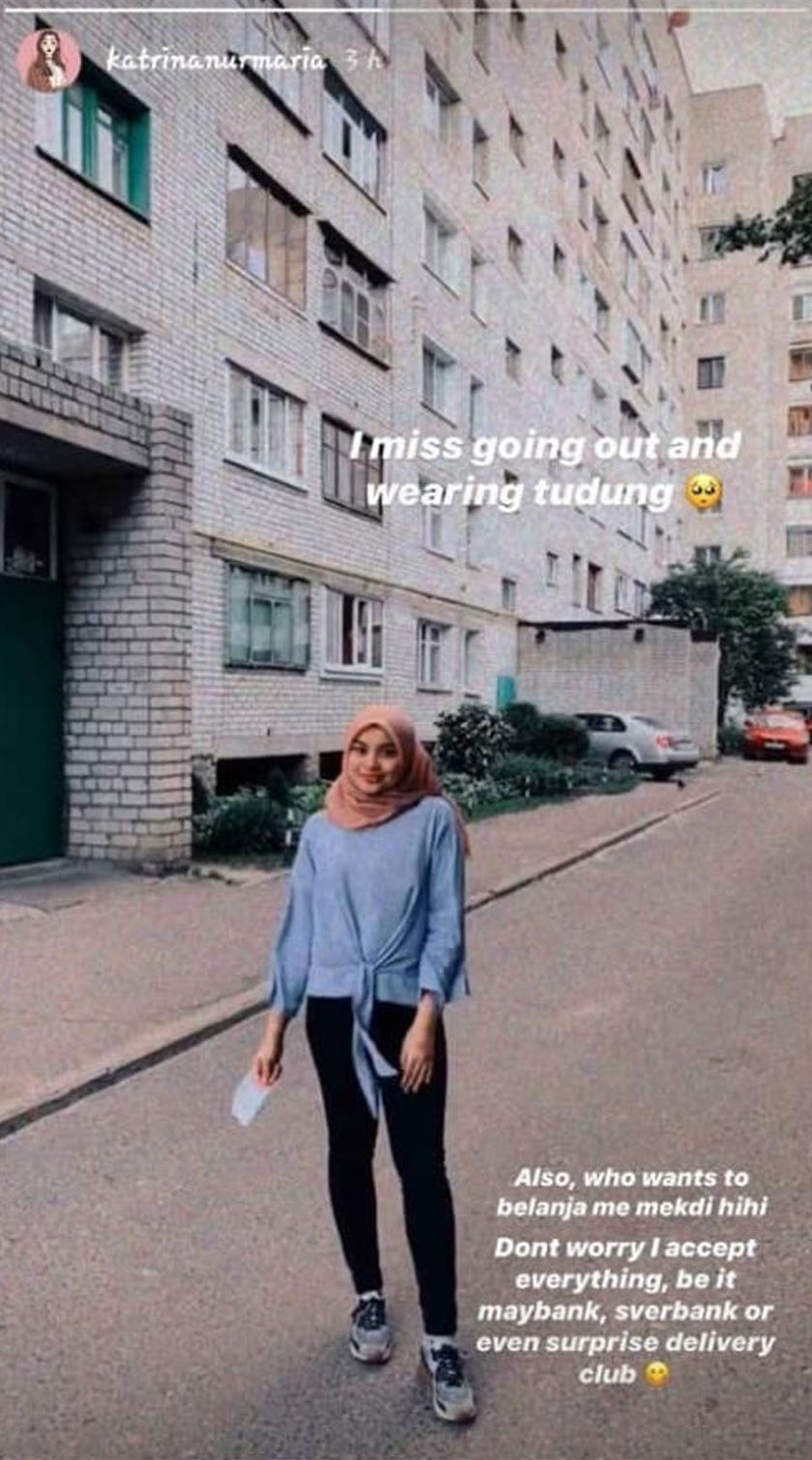 Kegemaran Katrina Nur Maria untuk menikmati menu hidangan Malaysia seperti Asam Pedas Melaka menjadi motivasi menggerakkan misi menghantar pulang 132 pelajar Rusia ke Malaysia. - Foto Astro AWANI