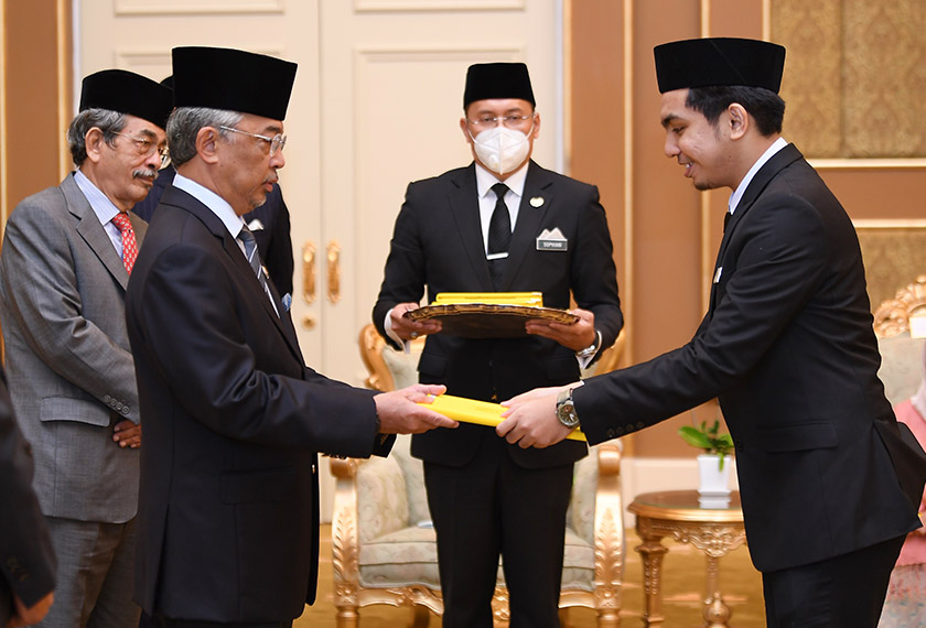 Mohamad Khairul Hafizi Rahimi akan melanjutkan pengajian di peringkat Sarjana dalam bidang Kejuruteraan Elektrik di Universiti Kebangsaan Malaysia (UKM). - Foto BERNAMA