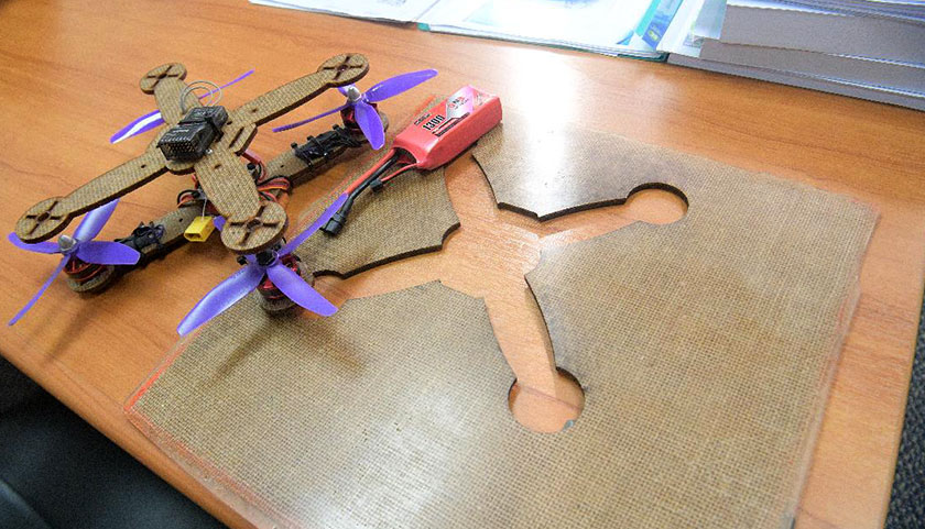 Dron Putra UAV yang diperbut daripada gentian bahan semulajadi daun nanas.