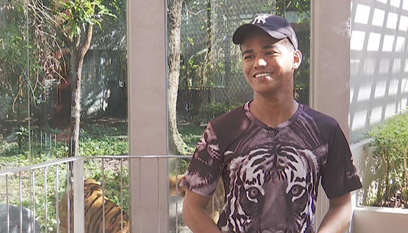 Mohd Azman Fitri mempunyai pengalaman selama enam tahun sebagai penjaga Harimau Malaya di Zoo Negara