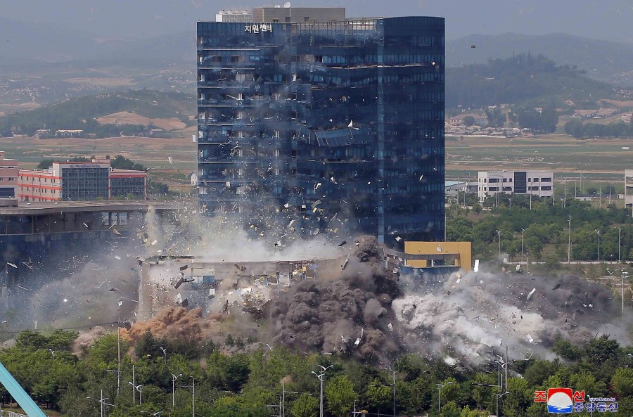 A view of an explosion of a joint liaison office with South Korea in border town Kaesong, North Korea in this picture supplied by North Korea's Korean Central News Agency (KCNA) on June 16, 2020. KCNA via REUTERS