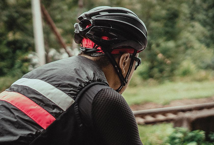 Ia termasuk mementingkan aspek keselamatan seperti memakai topi keledar, pakaian cerah dan mengambil kira faktor masa serta lokasi apabila melakukan aktiviti itu.