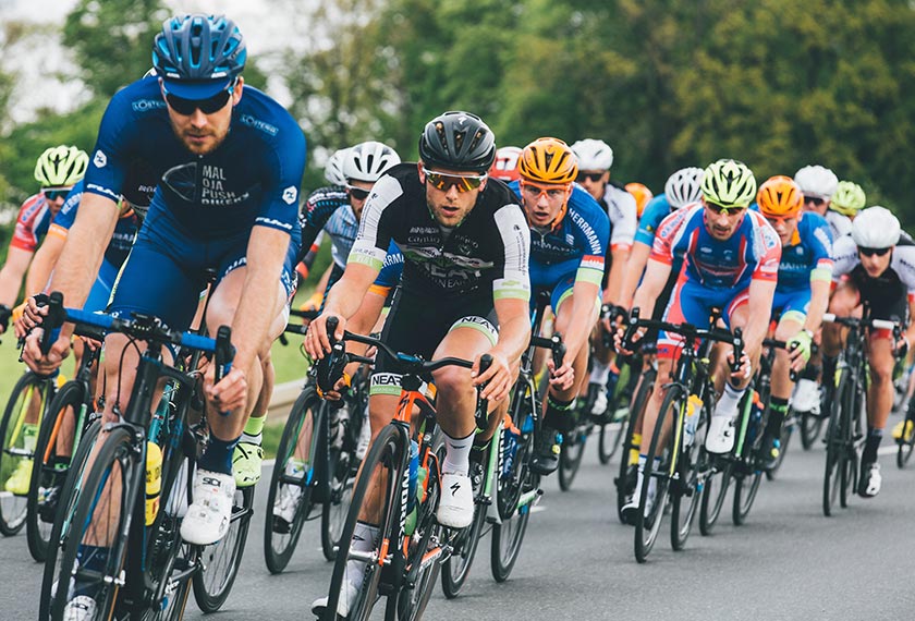 Bagi anda yang baru sahaja berjinak dalam aktiviti riadah ini, anda dinasihatkan untuk mengajak rakan-rakan yang lebih berpengalaman.