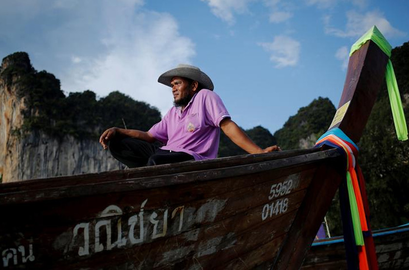 Pelaksanaan terusan Segenting Kra ini dijangka akan memberi impak positif dan negatif kepada beberapa industri termasuk pelancongan, yang merupakan penyumbang KDNK terbesar Thailand. - Foto Reuters