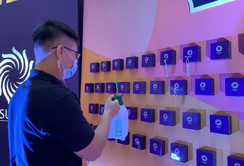 Pensanitasian dijalankan bagi memastikan kebersihan dan keselamatan mereka yang terlibat