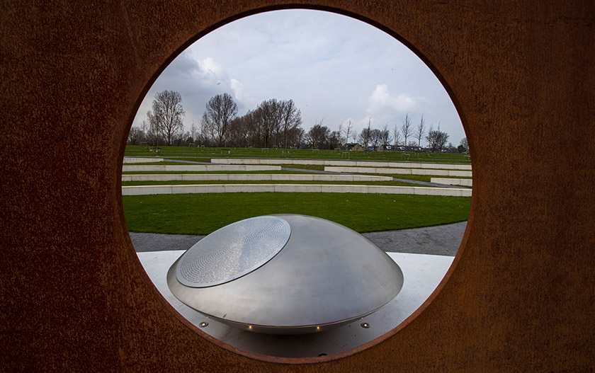 Monumen kebangsaan MH17 yang memaparkan nama-nama mangsa nahas pesawat Malaysia Airlines MH17 dillihat di Vijfhuizen, Belanda, 6 Mac, 2020. (Foto AP) 