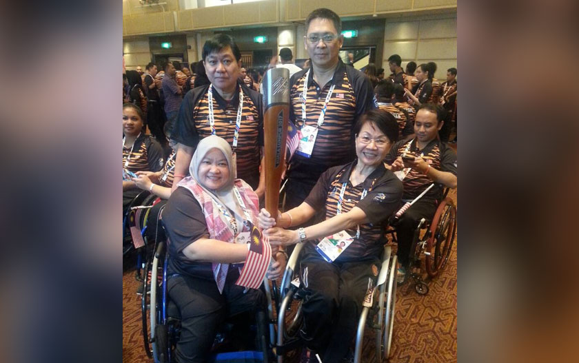 Azila juga mula berkecimpung dalam sukan ping pong beberapa tahun yang lepas.