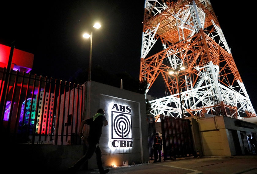 Saluran TV ABS-CBN ditonton kira-kira dua dari setiap lima warga Filipina, yang berpopulasi sekitar 40 juta penduduk