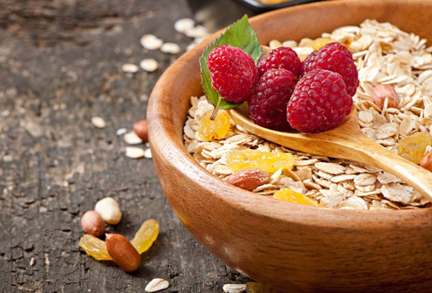 Walaupun 100g oat mengandungi 91 kalori sahaja namun kandungan serat tinggi membantu membuatkan anda berasa lebih kenyang dalam tempoh yang lama