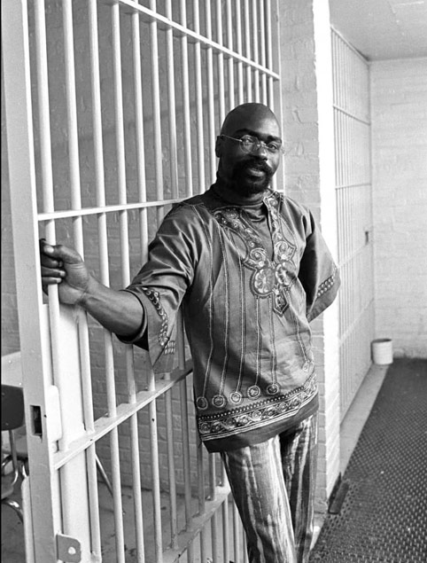 Rubin 'Hurricane' Carter sebenarnya disumbat di penjara kerana isu politik.