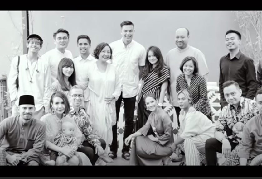 Lebih 100 hari Allahyarham Ashraf Sinclair meninggalkan isteri tercinta dan seorang cahaya mata, pemergian itu dilihat secara beransur-ansur mula diadaptasi oleh keluarga lebih-lebih lagi anak lelakinya, Noah.