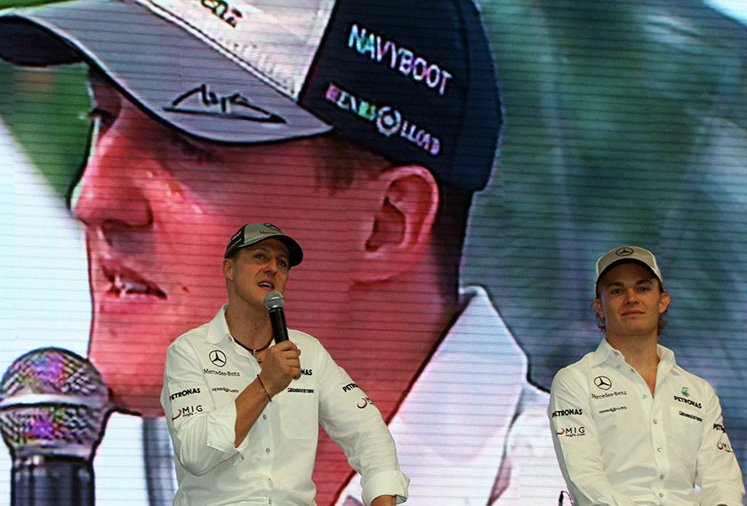 Sudah agak lama Schumi tidak muncul di khalayak ramai.