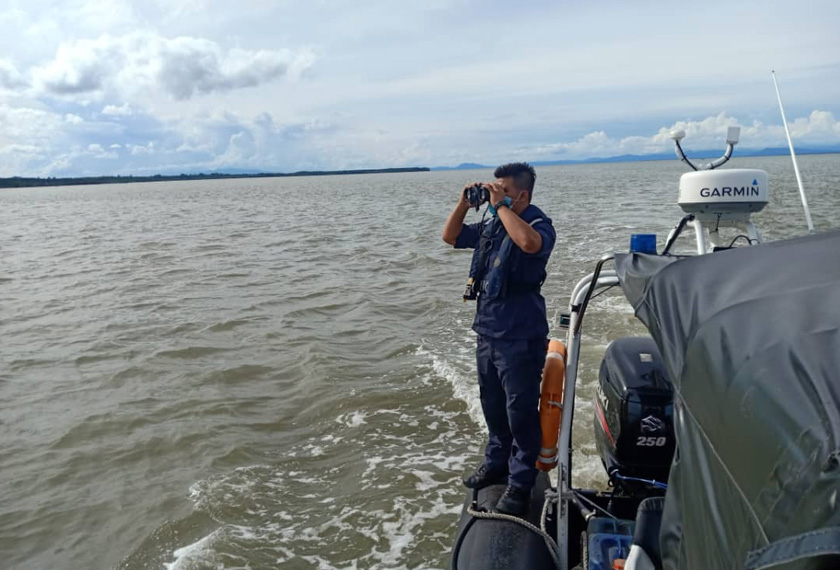 Seorang lagi mangsa, Nazwa Telson, masih belum ditemui sehingga SAR ditunda pada jam 6.30 petang semalam. Foto Maritim Malaysia