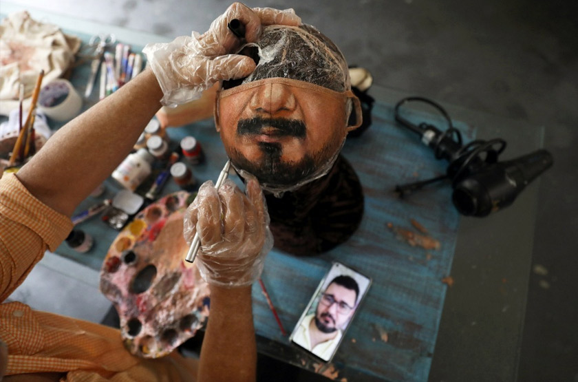 ggan yang mempunyai pandangan yang sama dengan dirinya tentang tujuan pemakaian pelitup muka. - Reuters